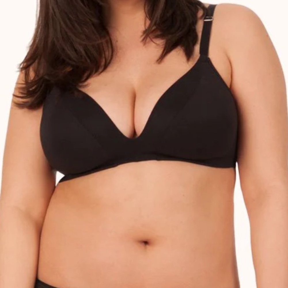 Lively the all day deep V no wire trio bra